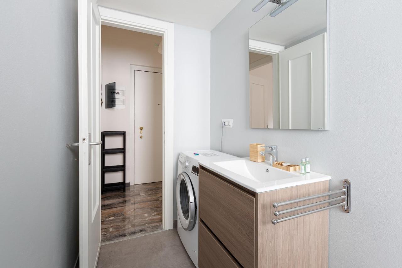 Dergano Comfy Apartment - 250 M Far From M3 Milão Exterior foto